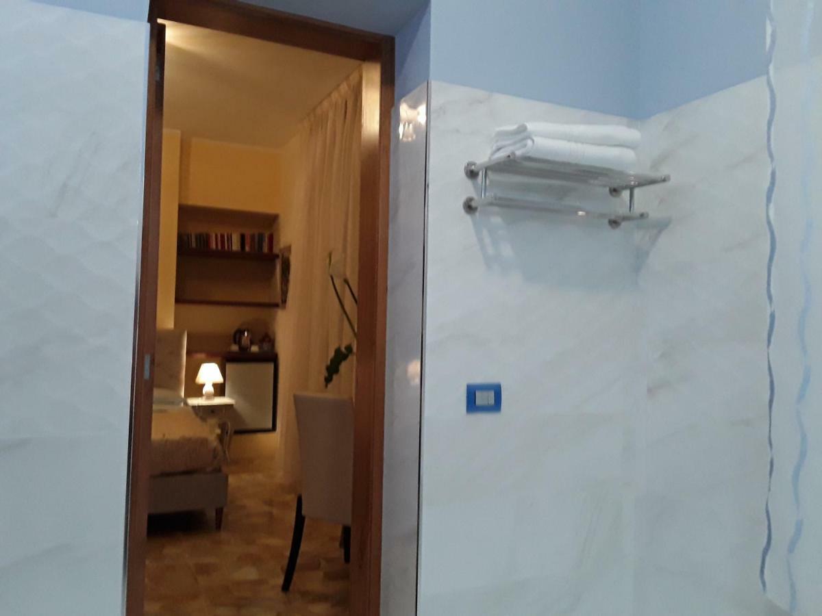 Bed and Breakfast La Riviera Milazzo Exterior foto