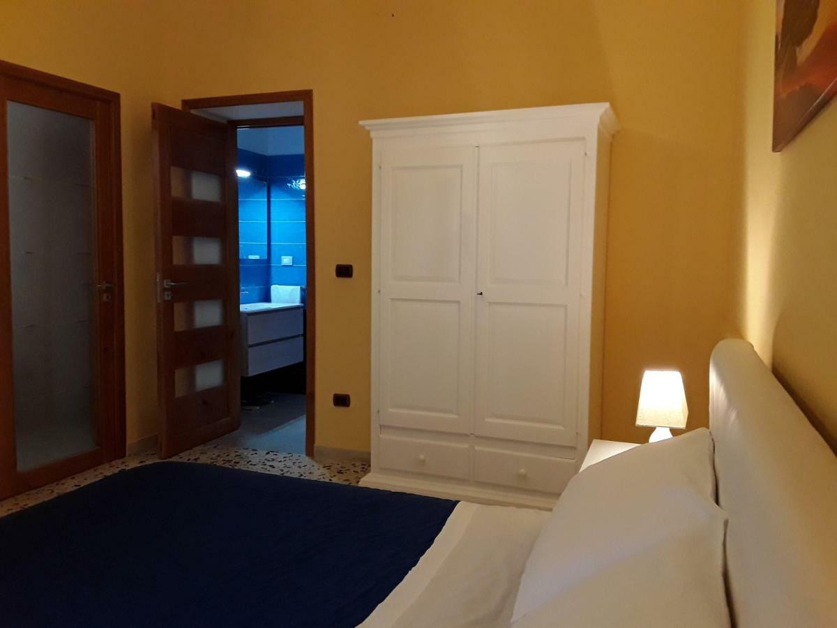 Bed and Breakfast La Riviera Milazzo Exterior foto